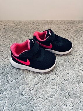 Nike baby toddler Black Sneakers with Pink Accents